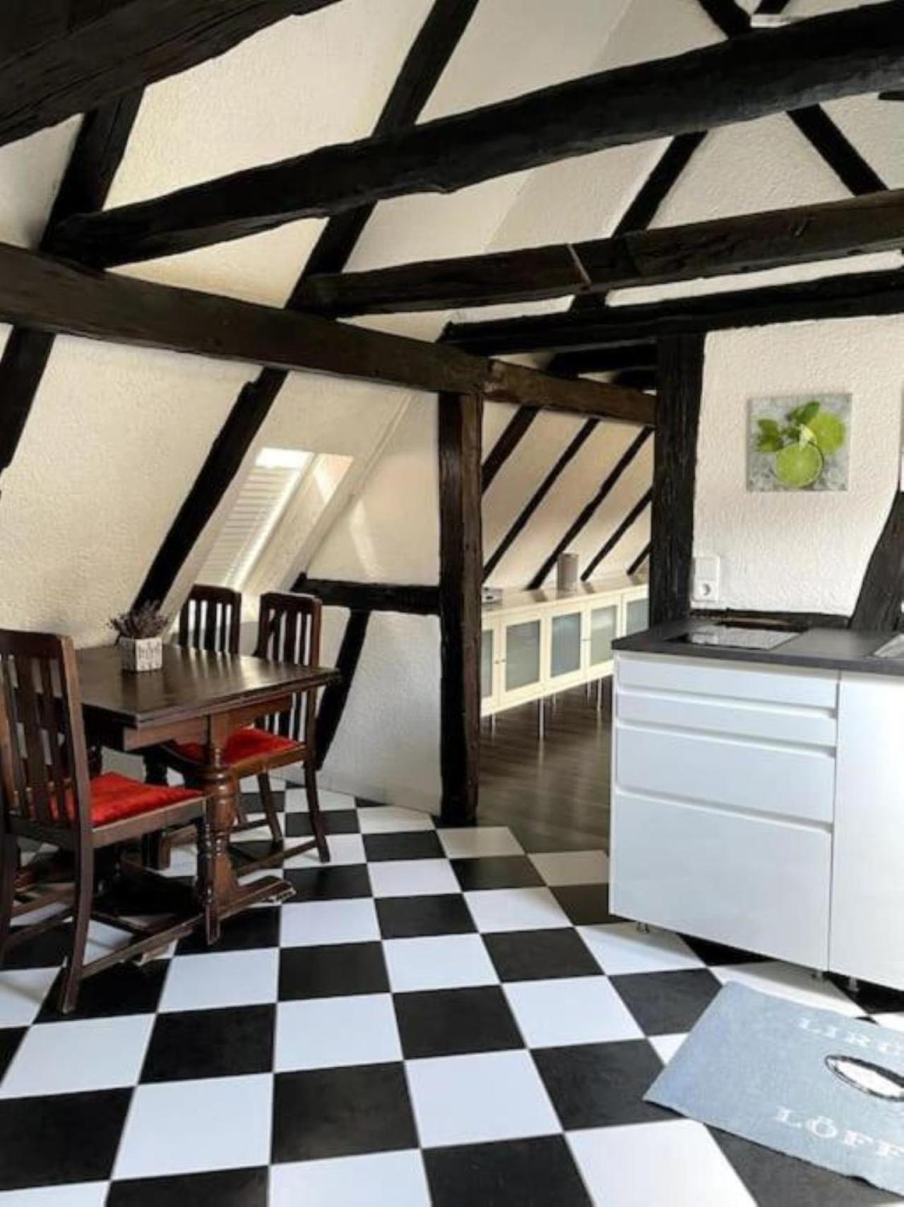 Ferienwohnung Im 'Schmoller - Hof' Neustadt an der Weinstraße Esterno foto